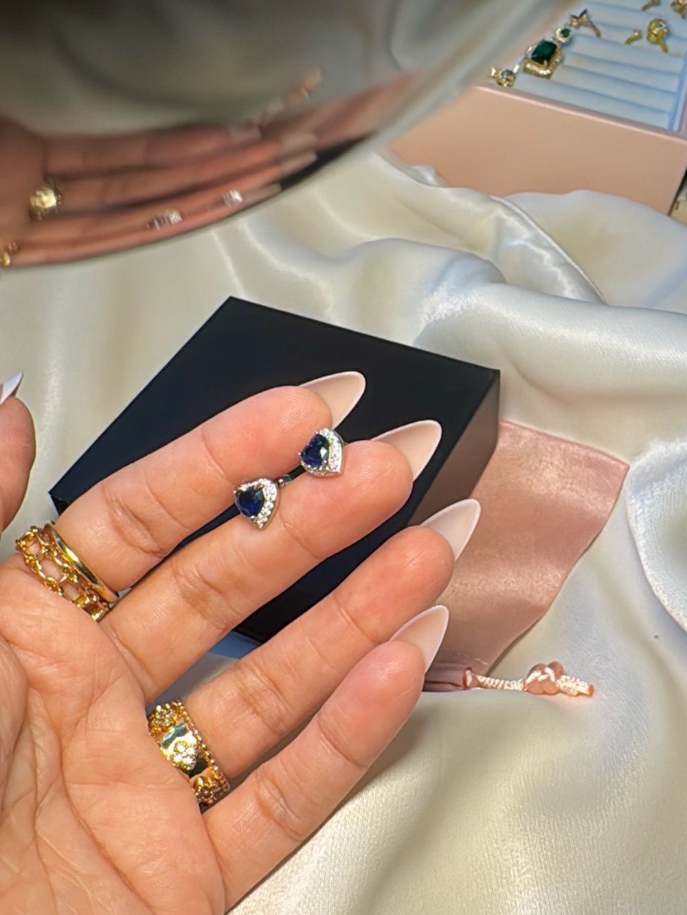 Diamond & Sapphire Heart Stud Earrings - 18k Gold filled - Picture 9 of 9